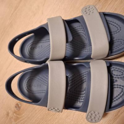 Kinder Crocs Sandalen Gr. 34-35 neu - thumb