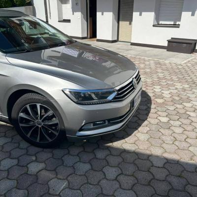 VW Passat Variant (BJ 2015) - thumb