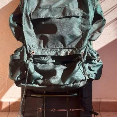 Wanderrucksack mit externem Tragegestell - thumb