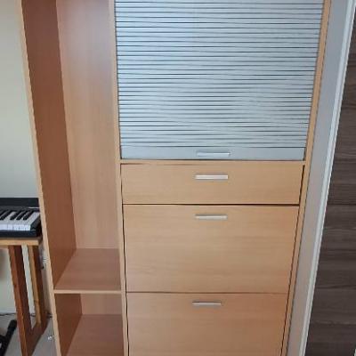 Verschenke Schrank mit Gebrauchsspuren an Selbstabholer - thumb