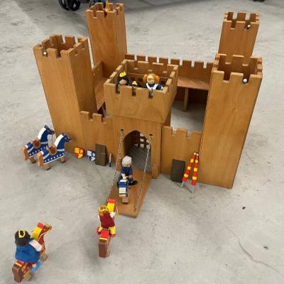 Ritterburg Zugbrücke Holz Handarbeit mit Figuren - thumb