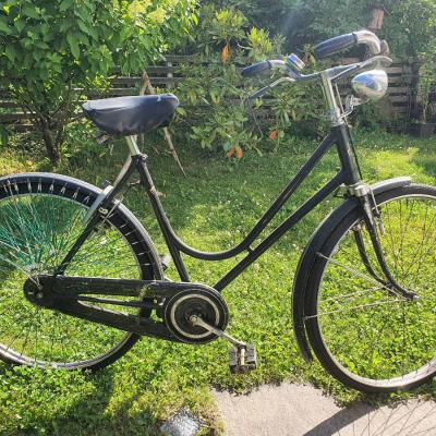 Vintage Damenfahrrad - thumb
