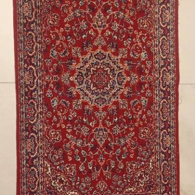 Kleiner Teppich 118 cm x 65 cm - thumb