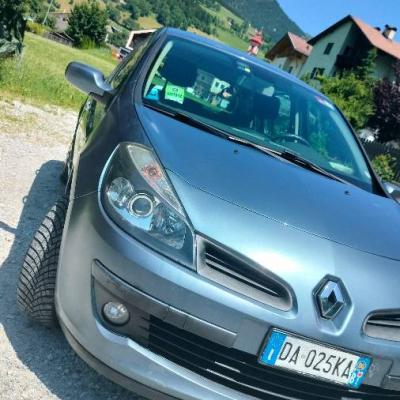 Renault Clio 3 - thumb