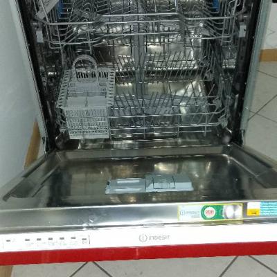LAVASTOVIGLIE INDESIT - thumb