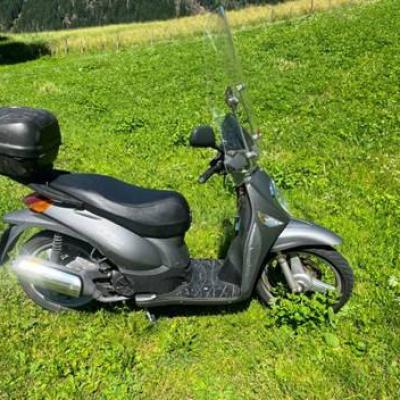 Scooter Malaguti Ciak Master 200 wegen Todesfall des Besitzers - thumb