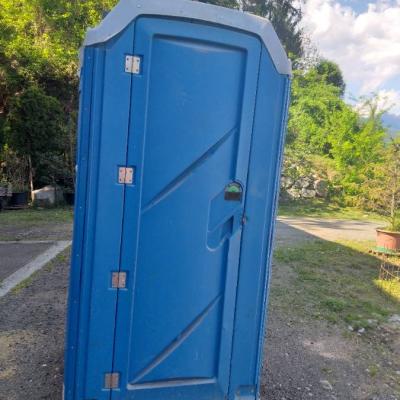 Neue Baustellen-Toilette - thumb