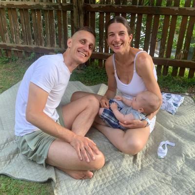 Babysitter für 6-Monate altes Baby gesucht - thumb