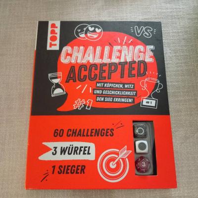 Spiel Challenge Accepted zu verkaufen – nur einmal gespielt, wie neu - thumb