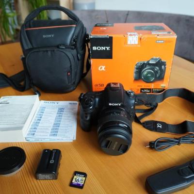 Kamera Sony Alpha 58 mit Kit-Objektiv + viel Zubehör - Top Zustand - thumb