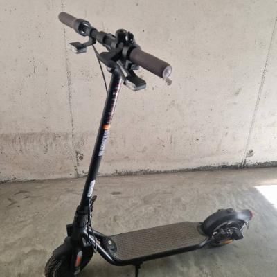 E-Roller neuwertig - thumb