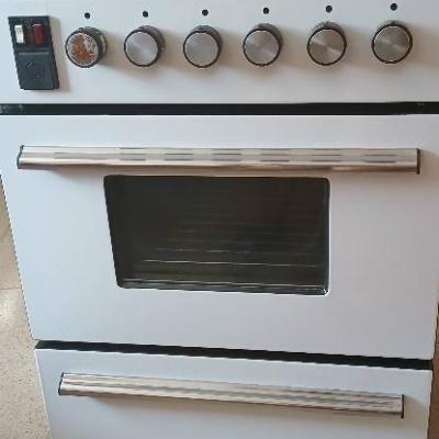 Gasherd mit Backofen - thumb
