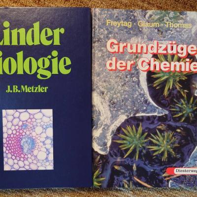 Biologie und Chemie Schulbücher - thumb