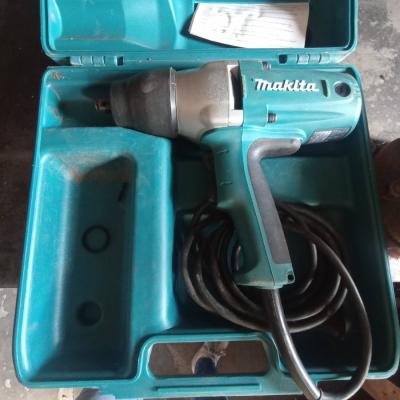 Schlagschrauber Makita elektrisch - thumb