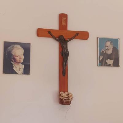 Heiligen Bilder,Kreuz und Rosenkranz - thumb