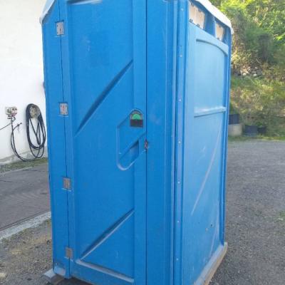 Chemische Baustellen- Toilette - thumb