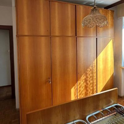VERSCHENKE/REGALASI - 02 Kleiderschrank -armadio per vestiti - thumb