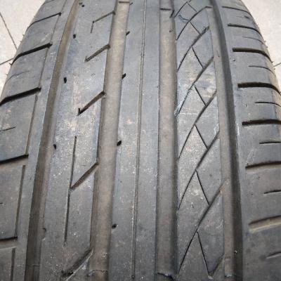 Una Gomma Stiva 195/55/16 91V XL - thumb