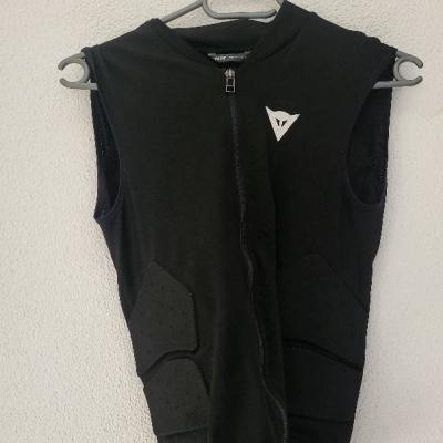 Dainese Rückenschutz in Westen-Form für Kinder - thumb