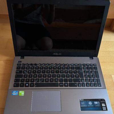 Gut erhaltener PC der Marke ASUS - thumb