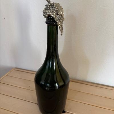 Weinflasche mit Stöpsel - thumb
