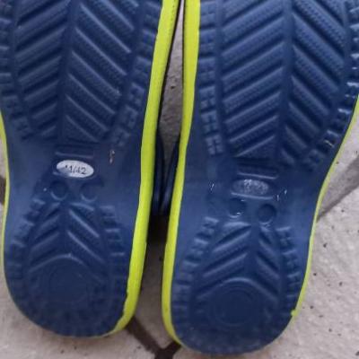 Blaue Crocs gr.41 - thumb