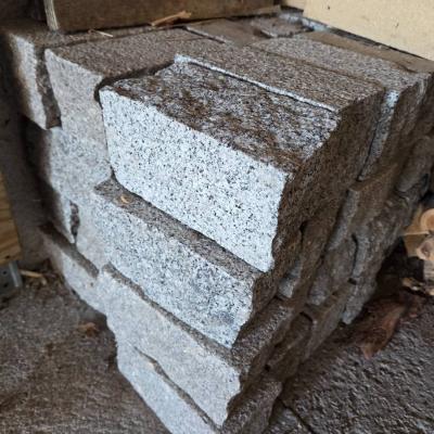 80 Stück Granitsteine 20x10x10 - thumb