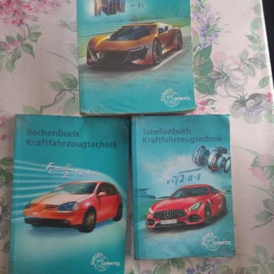 Schulbücher für Mechaniker - thumb