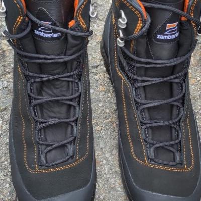 Berg-/Sicherheitsschuhe Herren Gr.44 - thumb