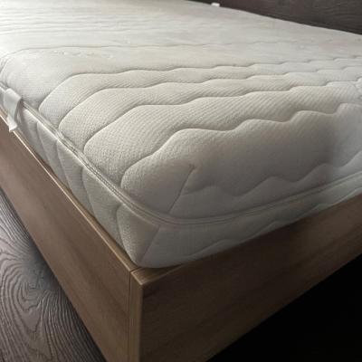 Matratze 140x200 - thumb