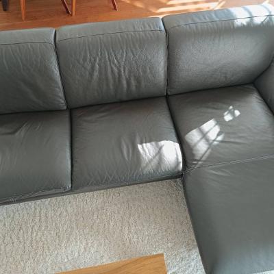 Moderne Echtleder-Couch – 2-Sitzer mit Chaiselongue, dunkelgrau - thumb