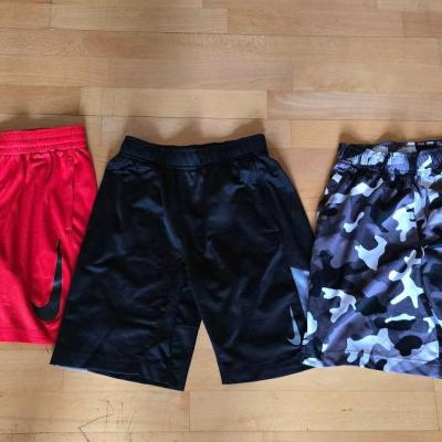 Kurze Hose für Turnhalle, muss nicht für Turnhalle auch normal. um je - thumb