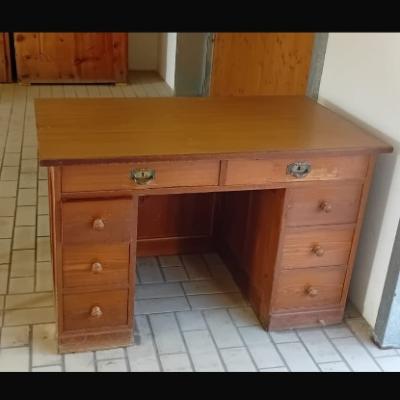 Schreibtisch - thumb