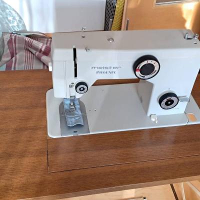 Nähmaschine zu verkaufen - thumb