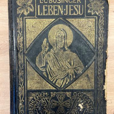 Antikes Buch - thumb