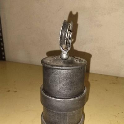 Verkaufe alten Seilzug - thumb