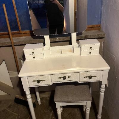 Schminktisch/ Schreibtisch - thumb