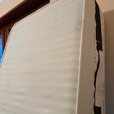 2 Matratzen neuwertig  je 80x200x25 - thumb