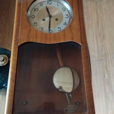 Uhr - Pendeluhr - thumb