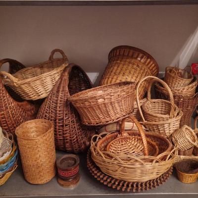 Körbe zu verkaufen - thumb