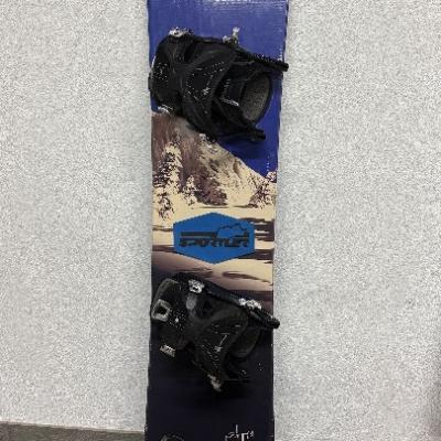 Snowboard mit Flow Bindung - thumb