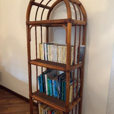 Bücherregal - thumb