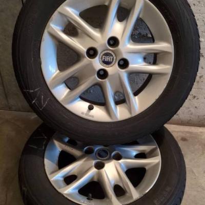 Felgen mit Winterreifen - thumb