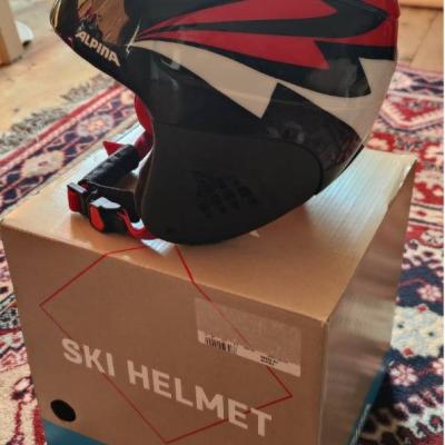 Kinderskihelm Alpina - thumb