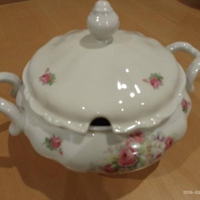 Sehr schöner Suppentopf - thumb