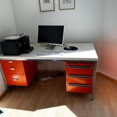 Schreibtisch - thumb