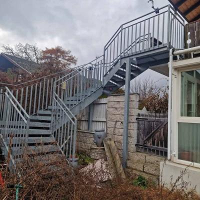 Eisentreppe verzinkt für Außenbereich - thumb