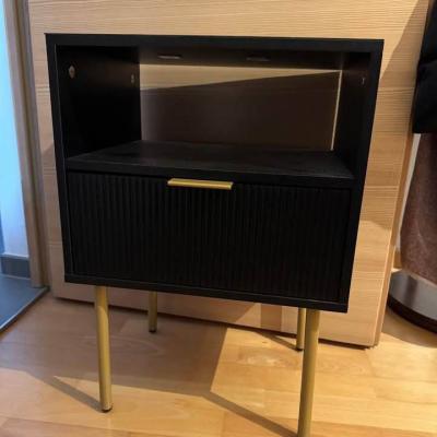 2 x Neuwertige Nachtkästchen - thumb