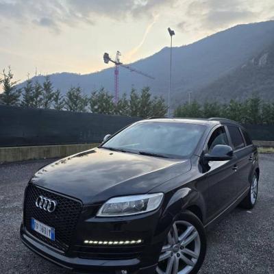 Audi Q7 3.0TDI - thumb