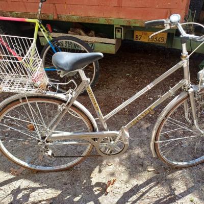 Vintage Damenfahrrad - thumb